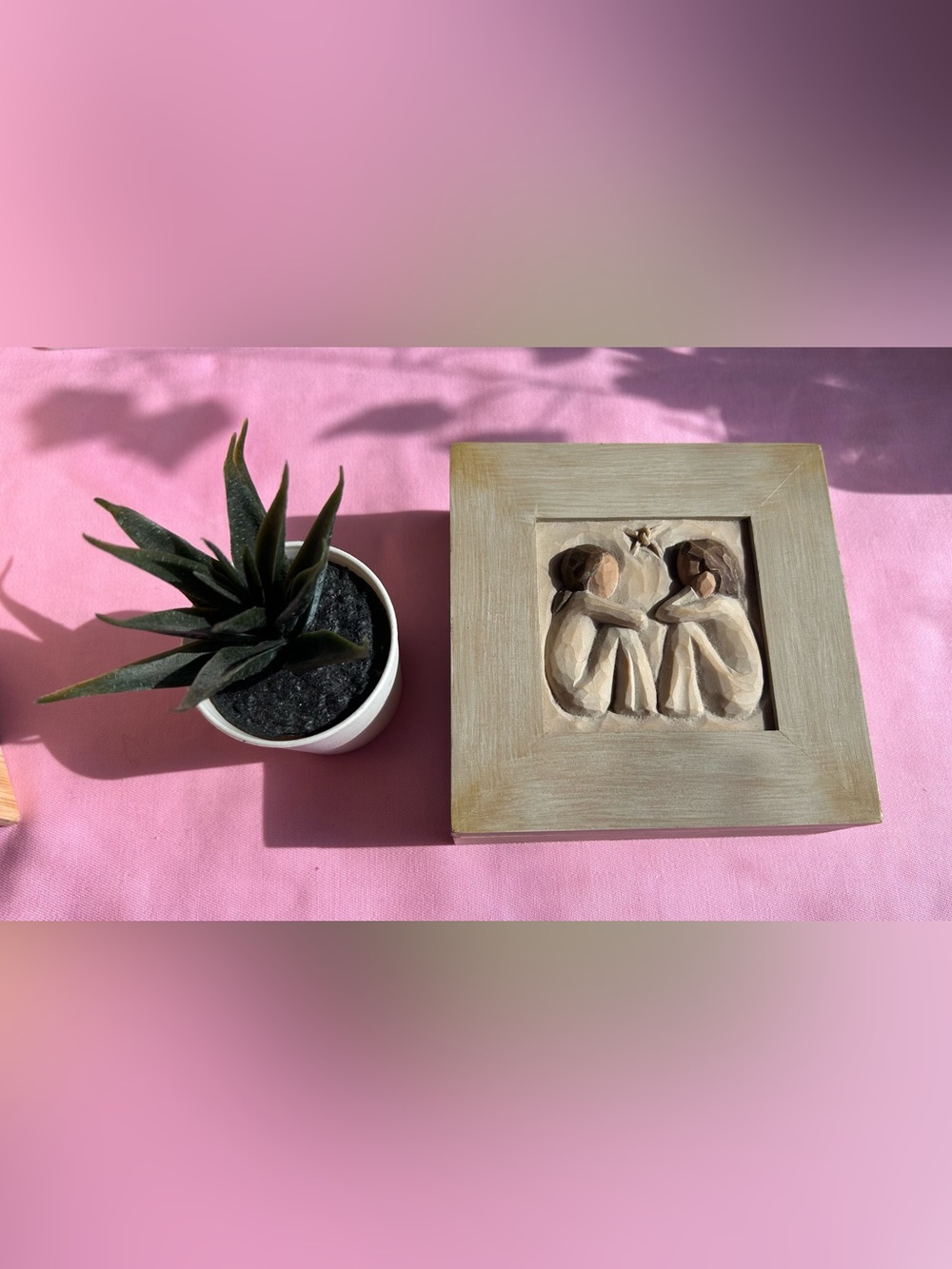 “ Friendship “ Willow Tree Jewelry Box from Susan Lordi